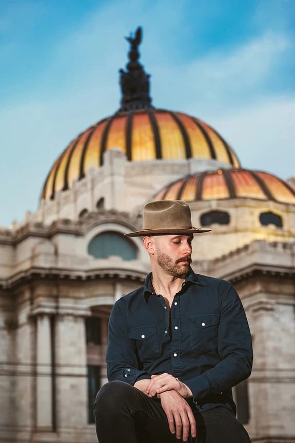 Professional Mexico City Photographer - Walking Photo CDMX